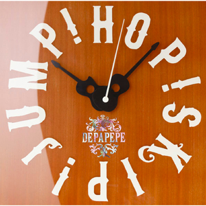 嗯⋯啊被抵在树干H野战电视
